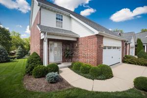 featured image of 8947 Hilltop Manor Dr