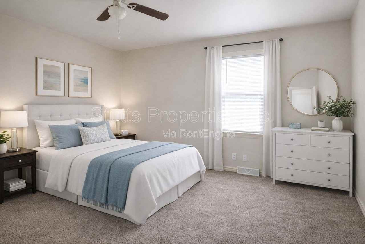 1938 Shade Ave - Photo 2 of 13