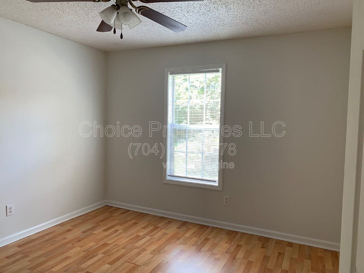 56 Tribune Ave Sw #F - Photo 7 of 9