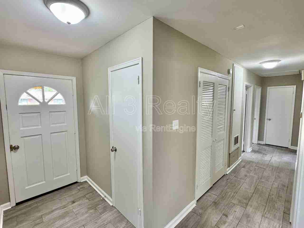 502 Adler Dr - Photo 7 of 38