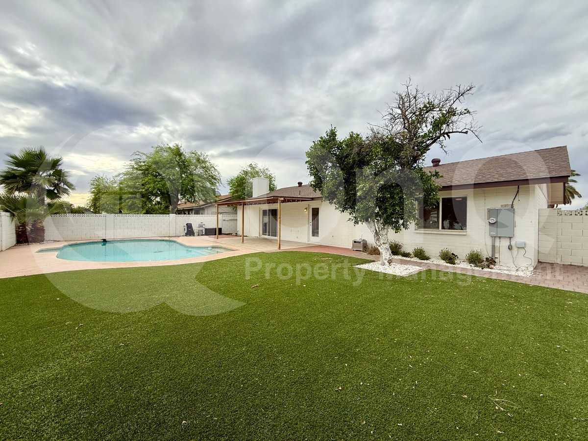 1651 E Verlea Dr - Photo 4 of 22