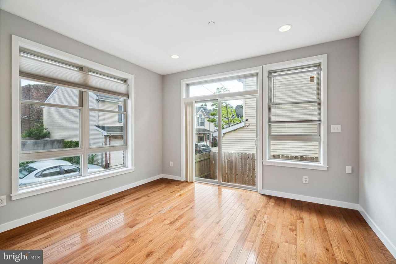 1256 S 27th St #1 - Photo 5 of 20