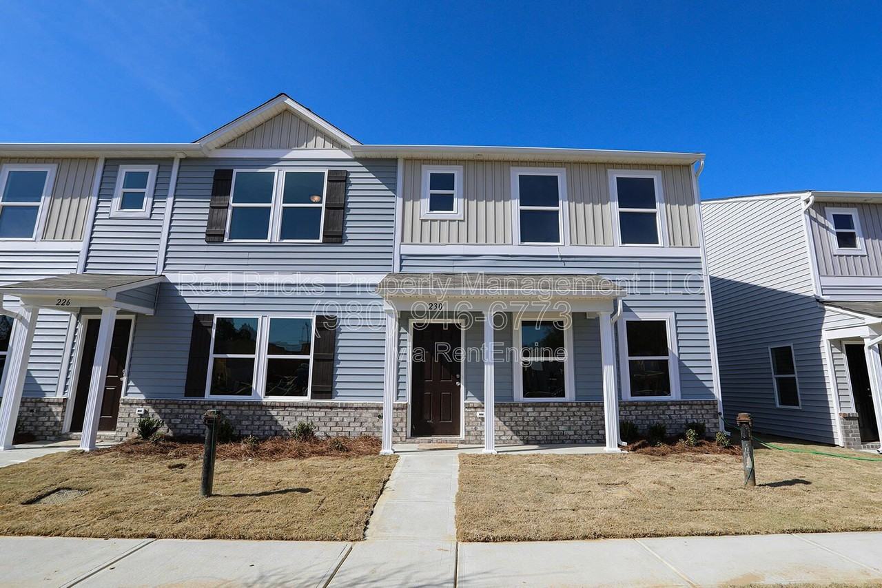 230 Winston Ln - Photo 2 of 33