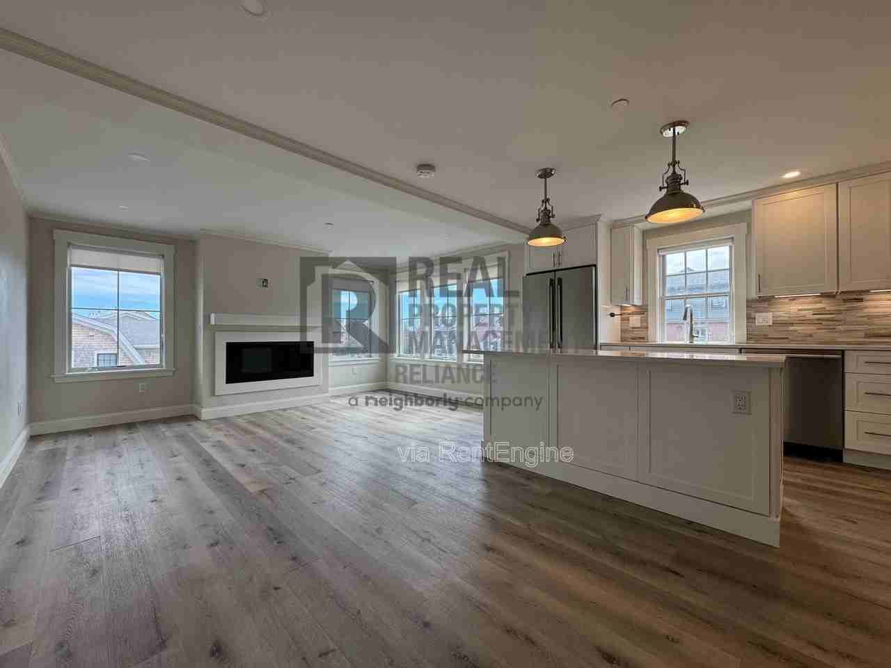 150 Merrimac St #H - Photo 5 of 13