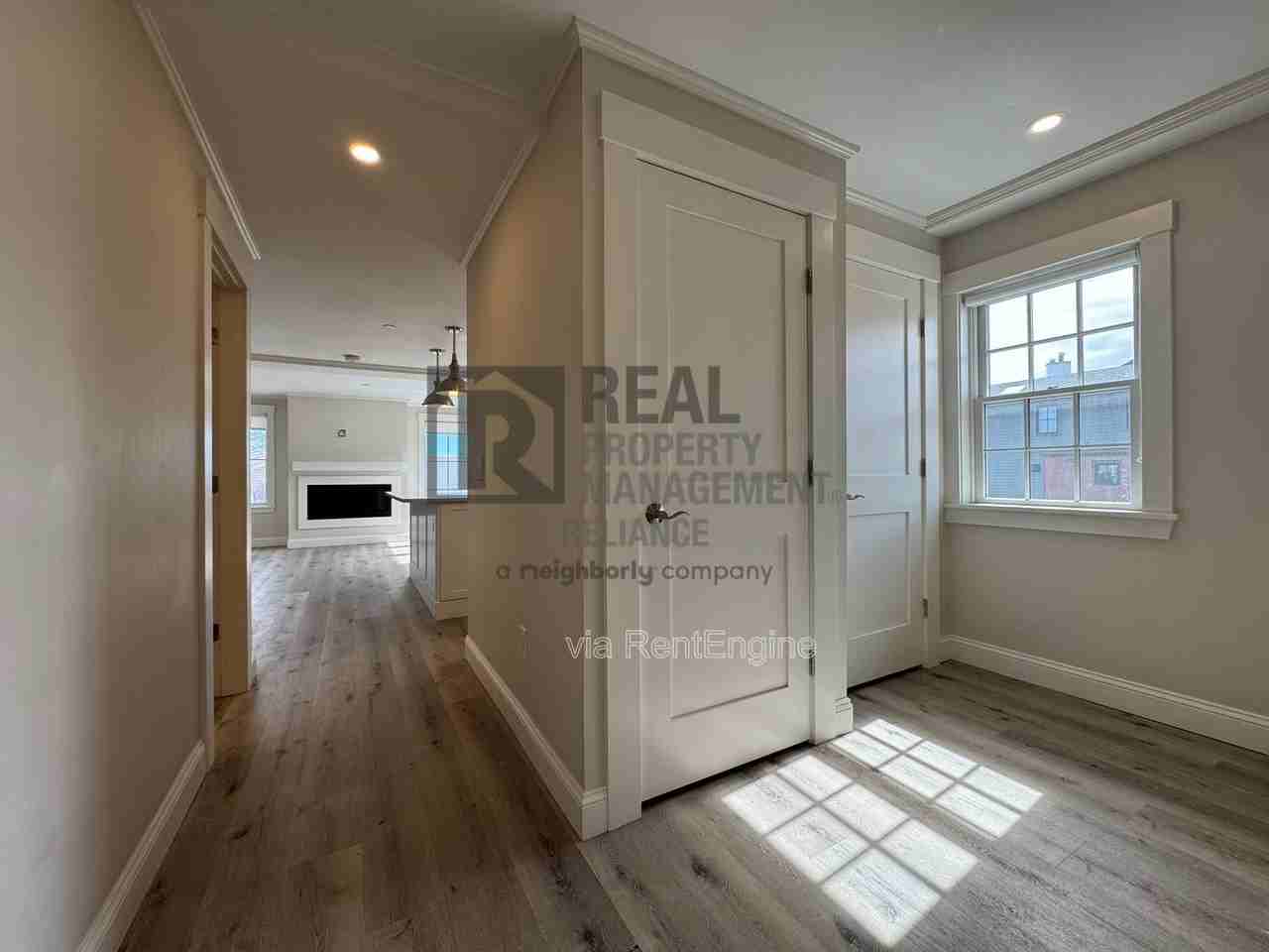 150 Merrimac St #H - Photo 7 of 13