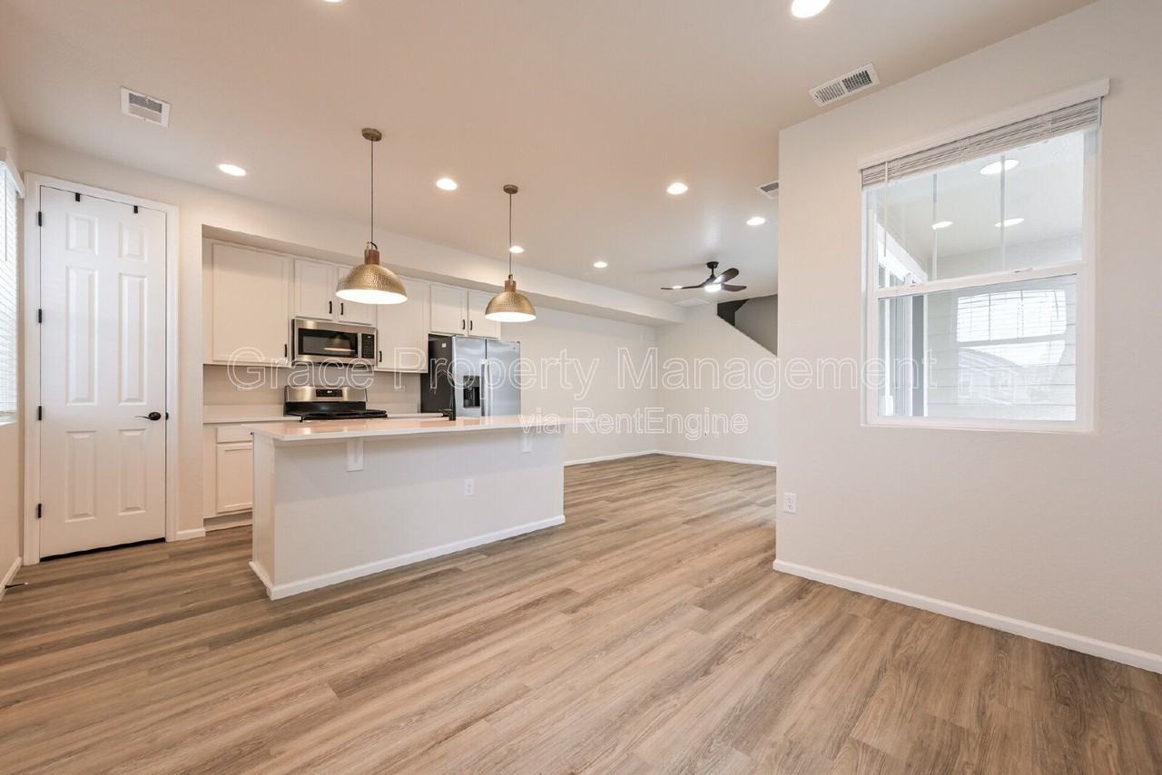 5358 Routt St #B - Photo 3 of 27