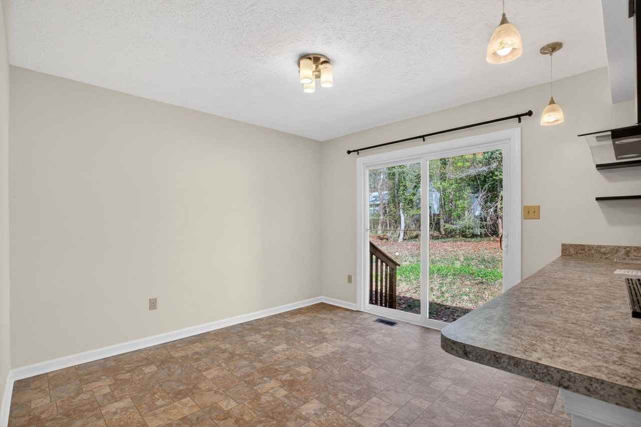 11530 Tomahawk Trl W - Photo 7 of 15