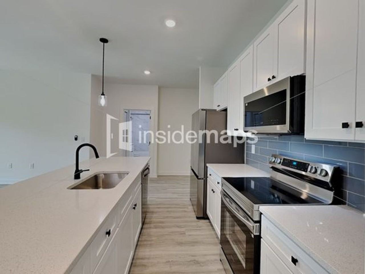 212 Ichabod Ave - Photo 3 of 36