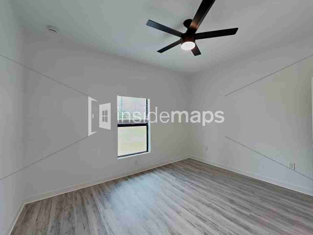 212 Ichabod Ave - Photo 5 of 36