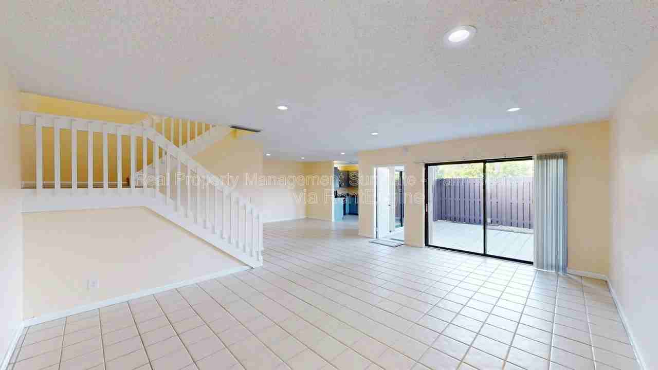 1921 N Congress Ave - Photo 4 of 26