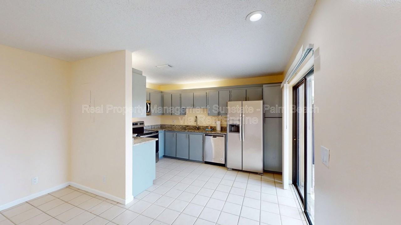 1921 N Congress Ave - Photo 6 of 26