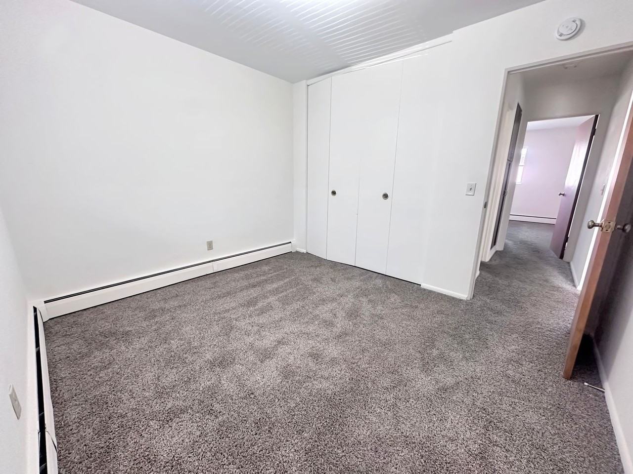 2839 S Burdick St #C - Photo 4 of 5