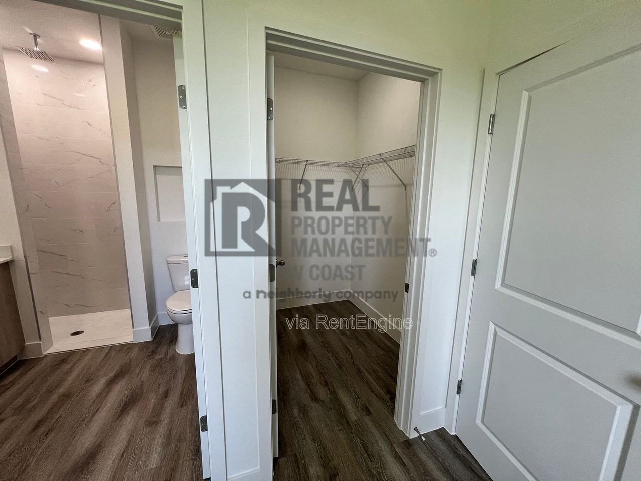 1263 Hillcrest St E - Photo 4 of 23