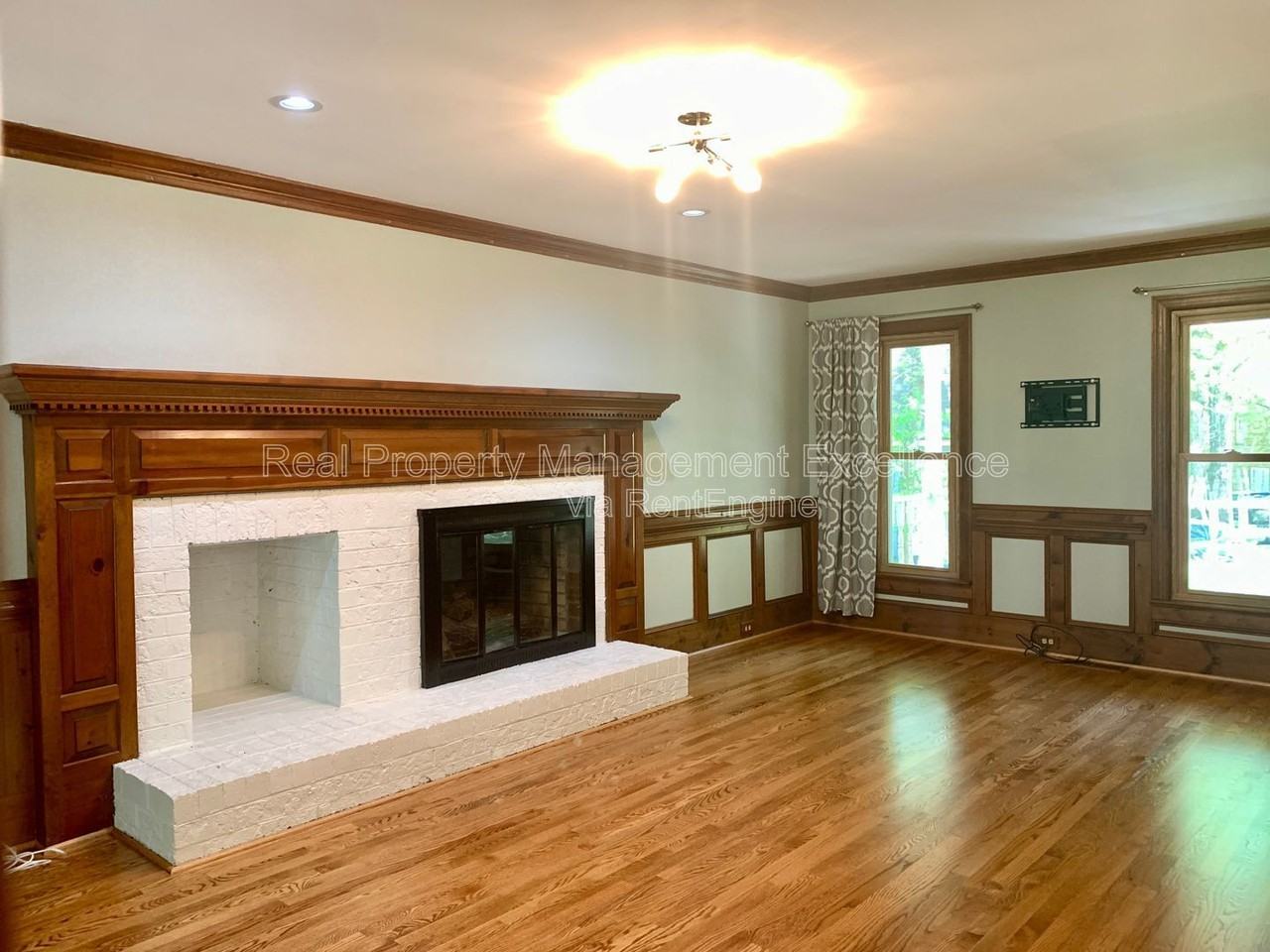 2605 Diamondhitch Trl - Photo 2 of 31