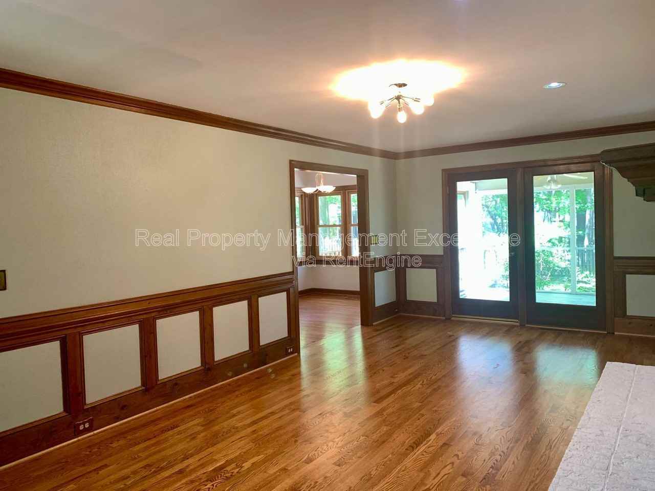 2605 Diamondhitch Trl - Photo 3 of 31