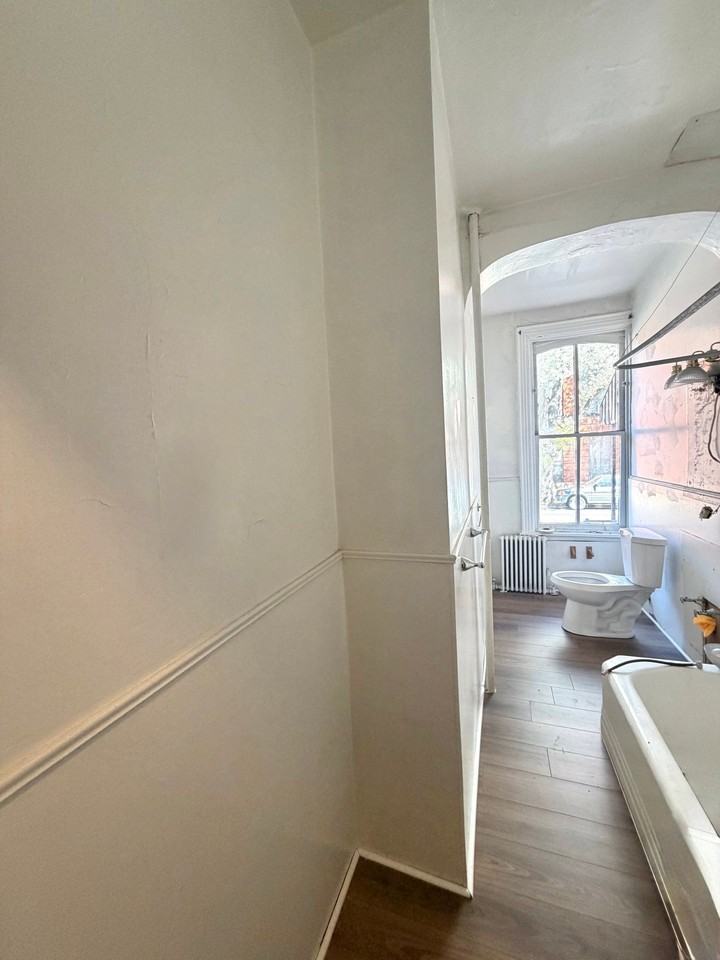 446 N Duke St #1R - Photo 6 of 10