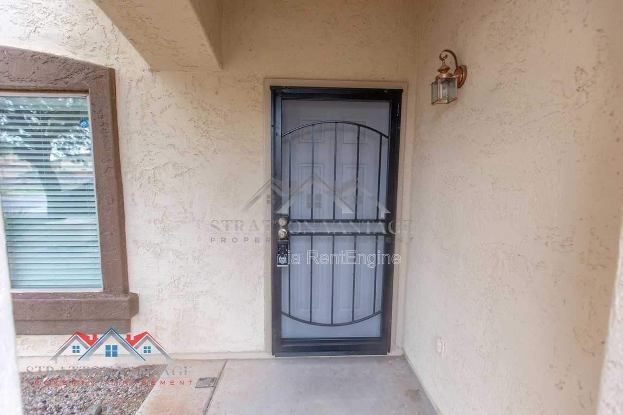 110 N Cholla - Photo 5 of 50