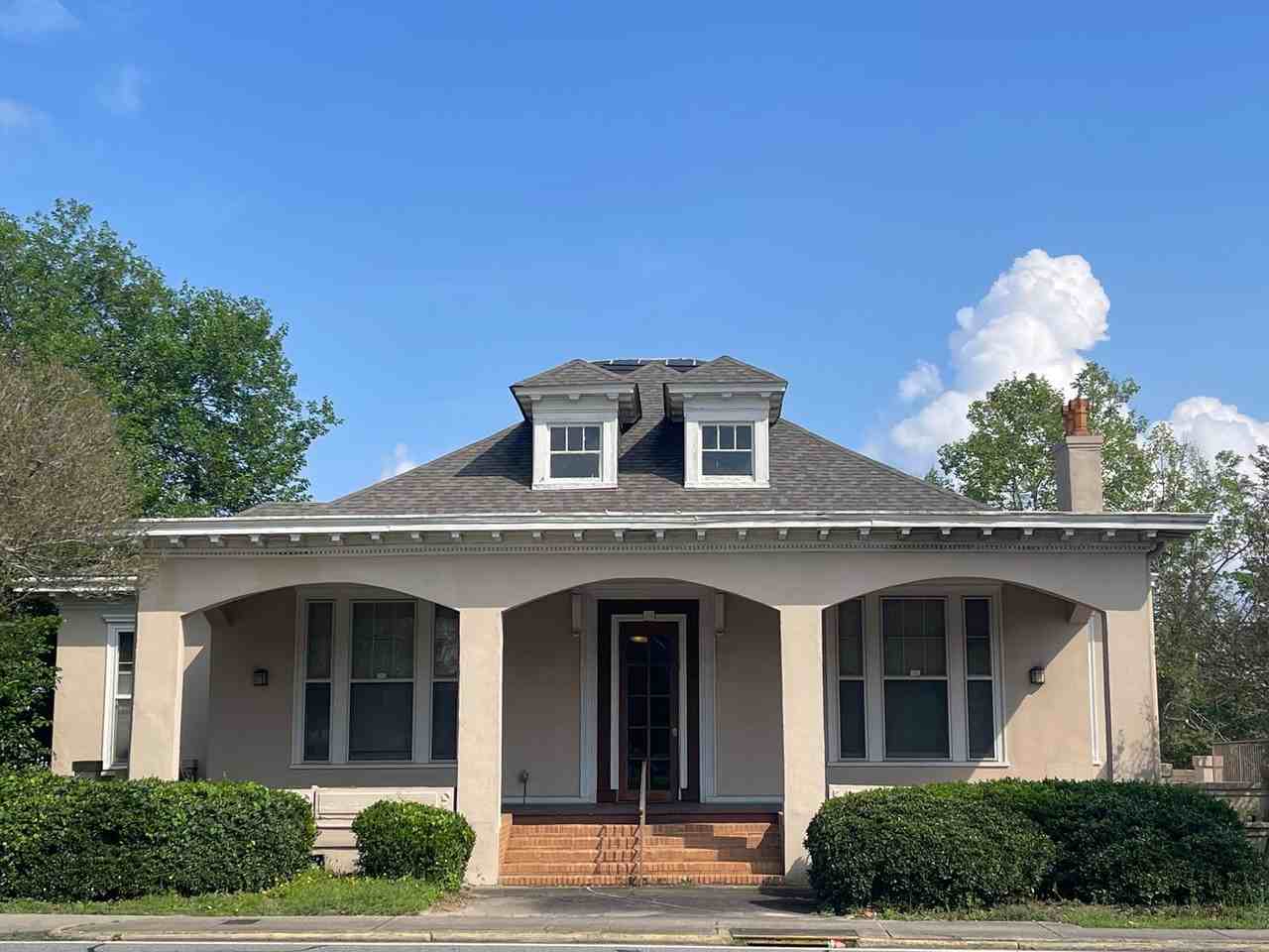 420 College St #B - Photo 5 of 8