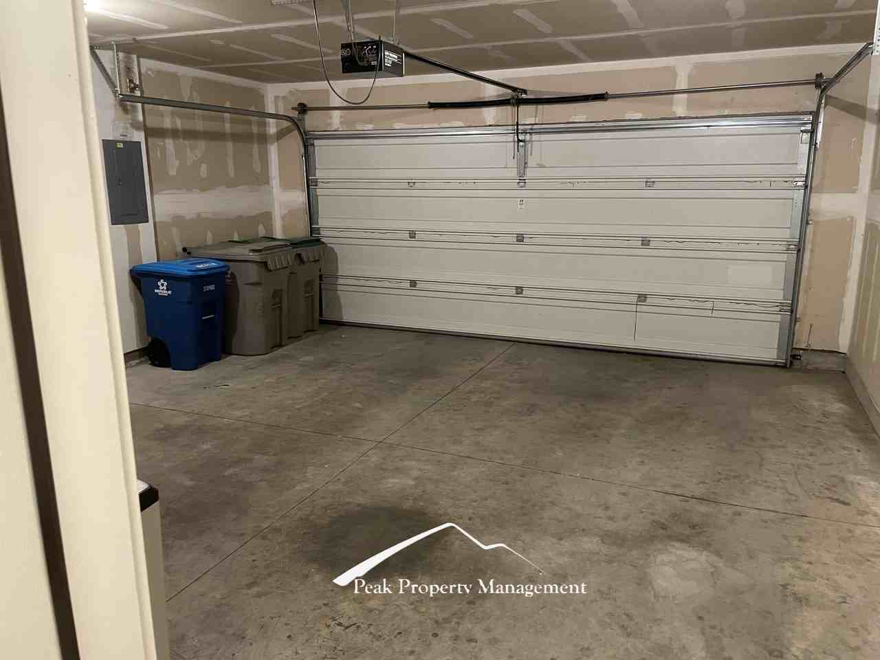 6196 W Villa Park St #1 - Photo 3 of 4