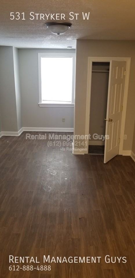 531 Stryker Ave - Photo 4 of 10
