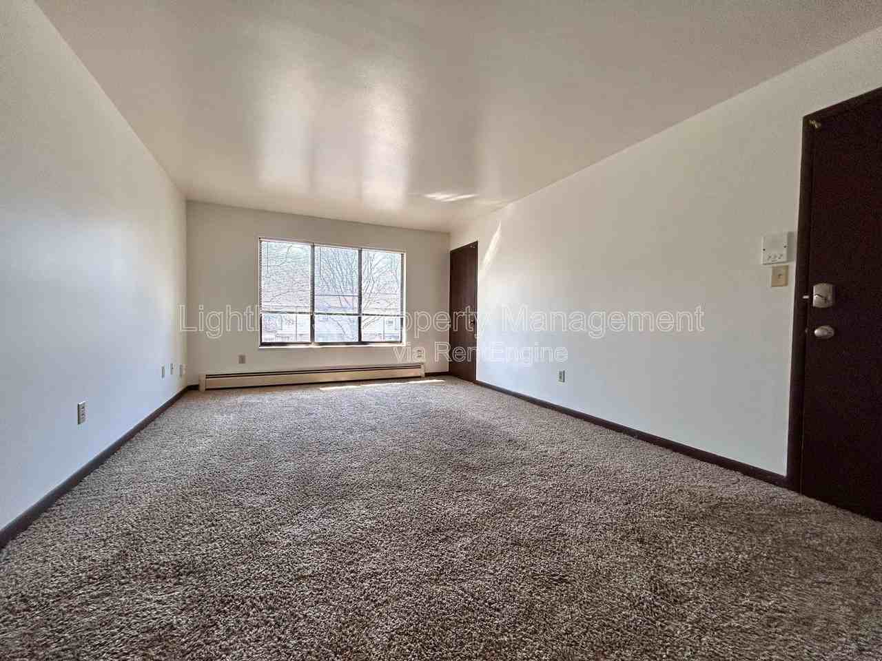 2227 29th St Sw #3 - Photo 2 of 21