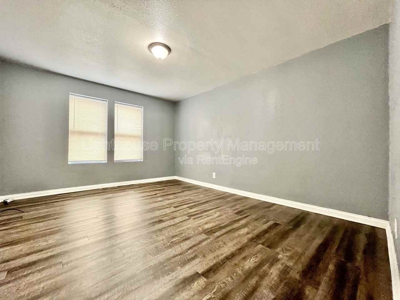 273 E Forest Ave #7 - Photo 4 of 12