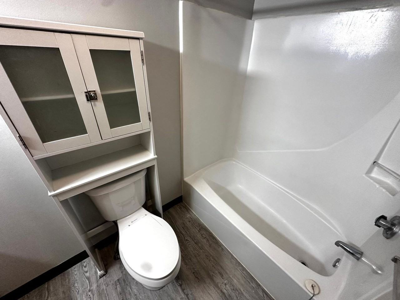 10 Thompson St #E - Photo 5 of 9