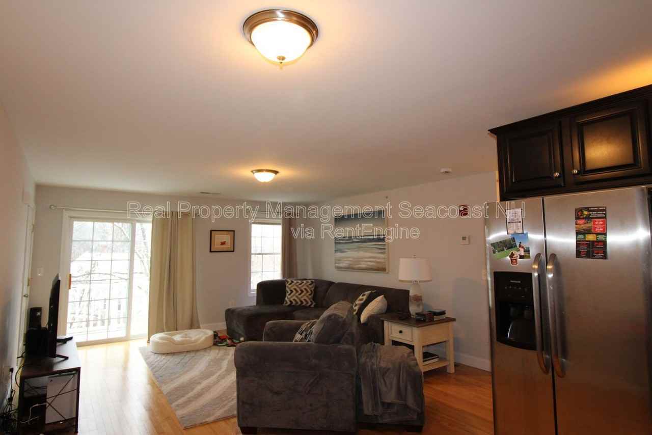 20 Hanson St #6 - Photo 2 of 21