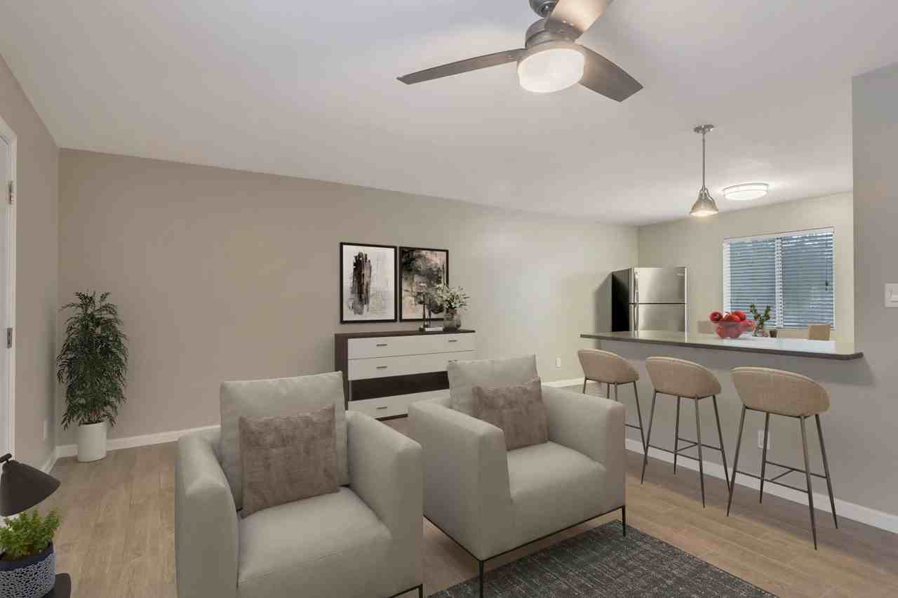 714 E 10th St #1 - Photo 7 of 33