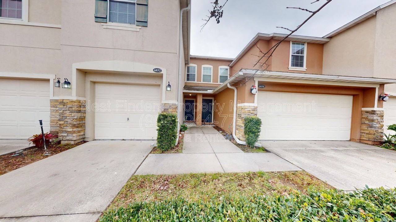 6032 Bartram Village Dr - Photo 3 of 22