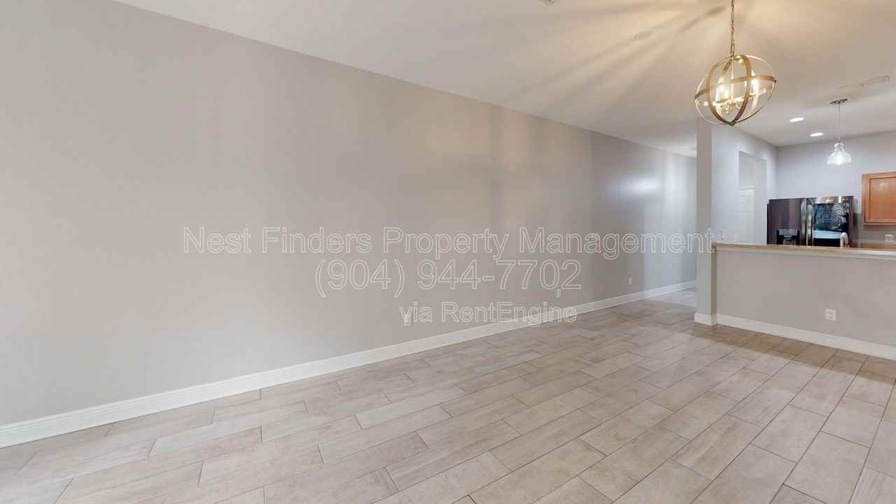 6032 Bartram Village Dr - Photo 6 of 22