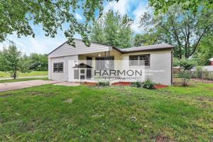 featured image of 8302 E Gilbert St