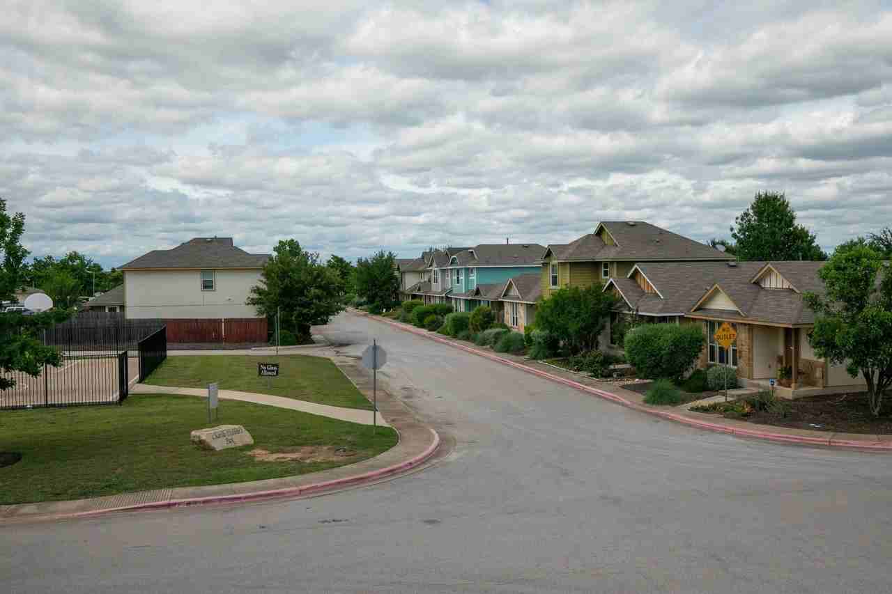 4528 Credo Ln - Photo 7 of 50