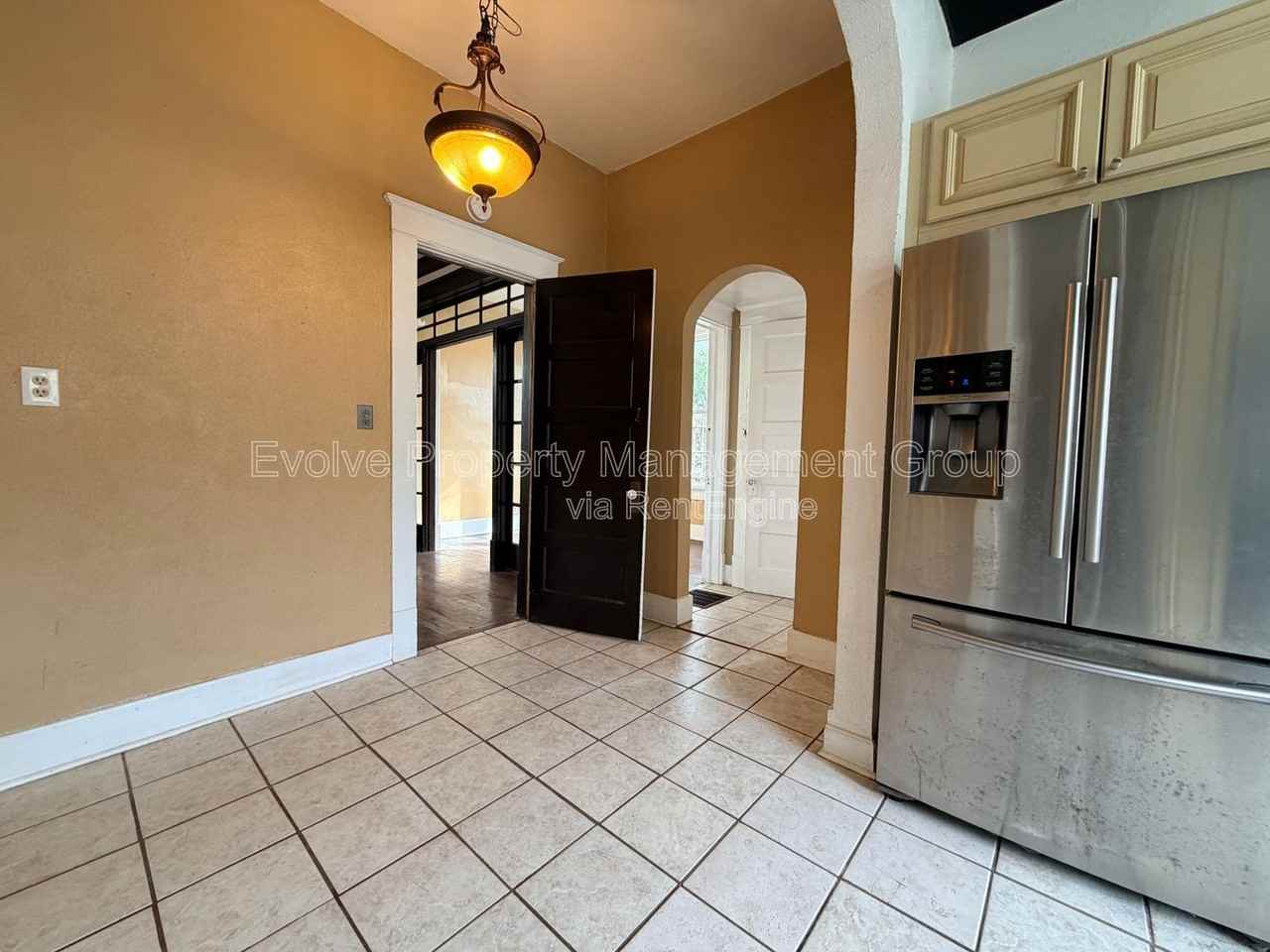 1283 Harbert Ave - Photo 7 of 29