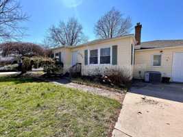 featured image of 527 Ferndale Ave Nw