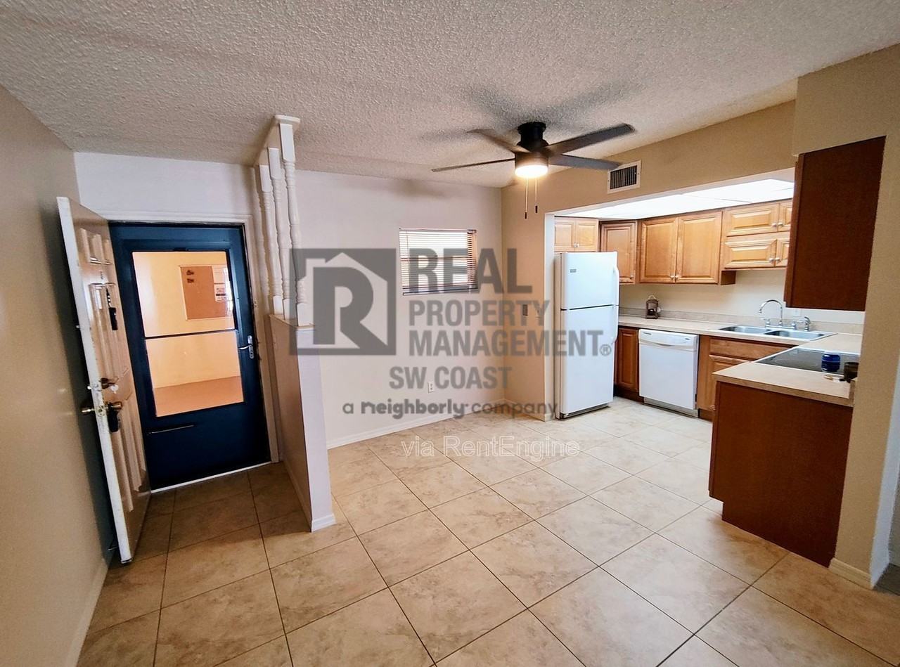 12471 Mcgregor Blvd #10-1 - Photo 2 of 28