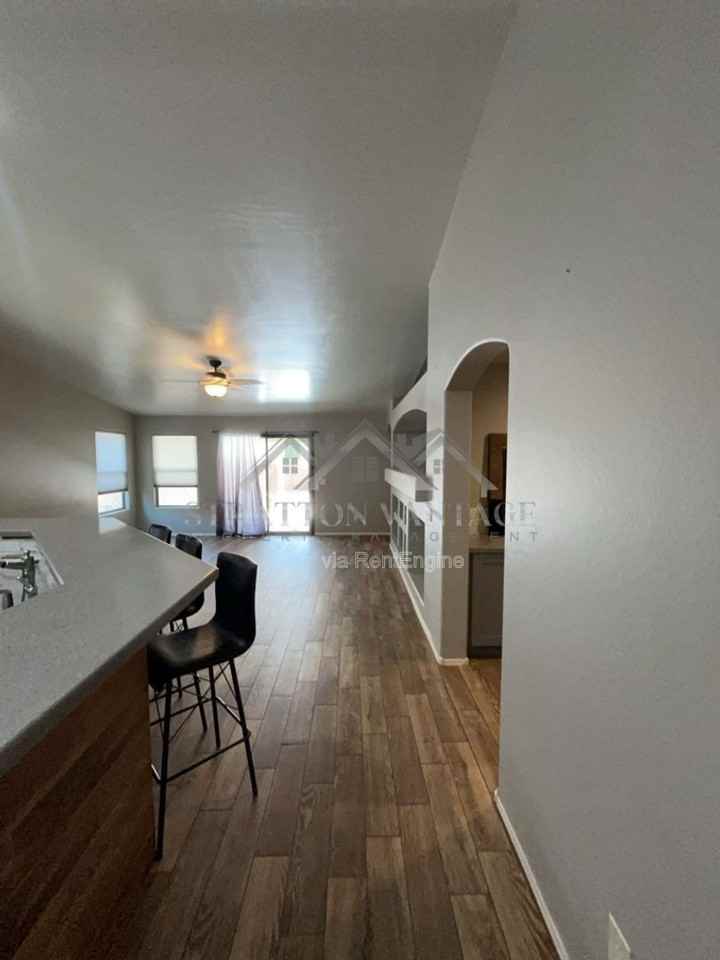 23350 S 221st St - Photo 3 of 20