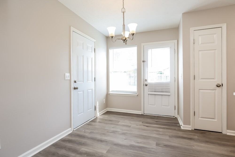 864 Lavergne Ln - Photo 5 of 16