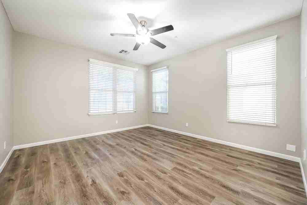 28926 N 124th Dr - Photo 4 of 17