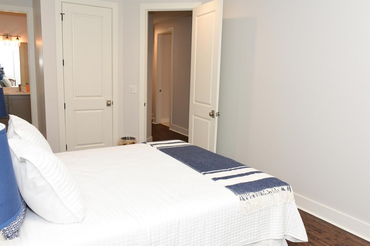 204 Elm St #1 - Photo 3 of 38