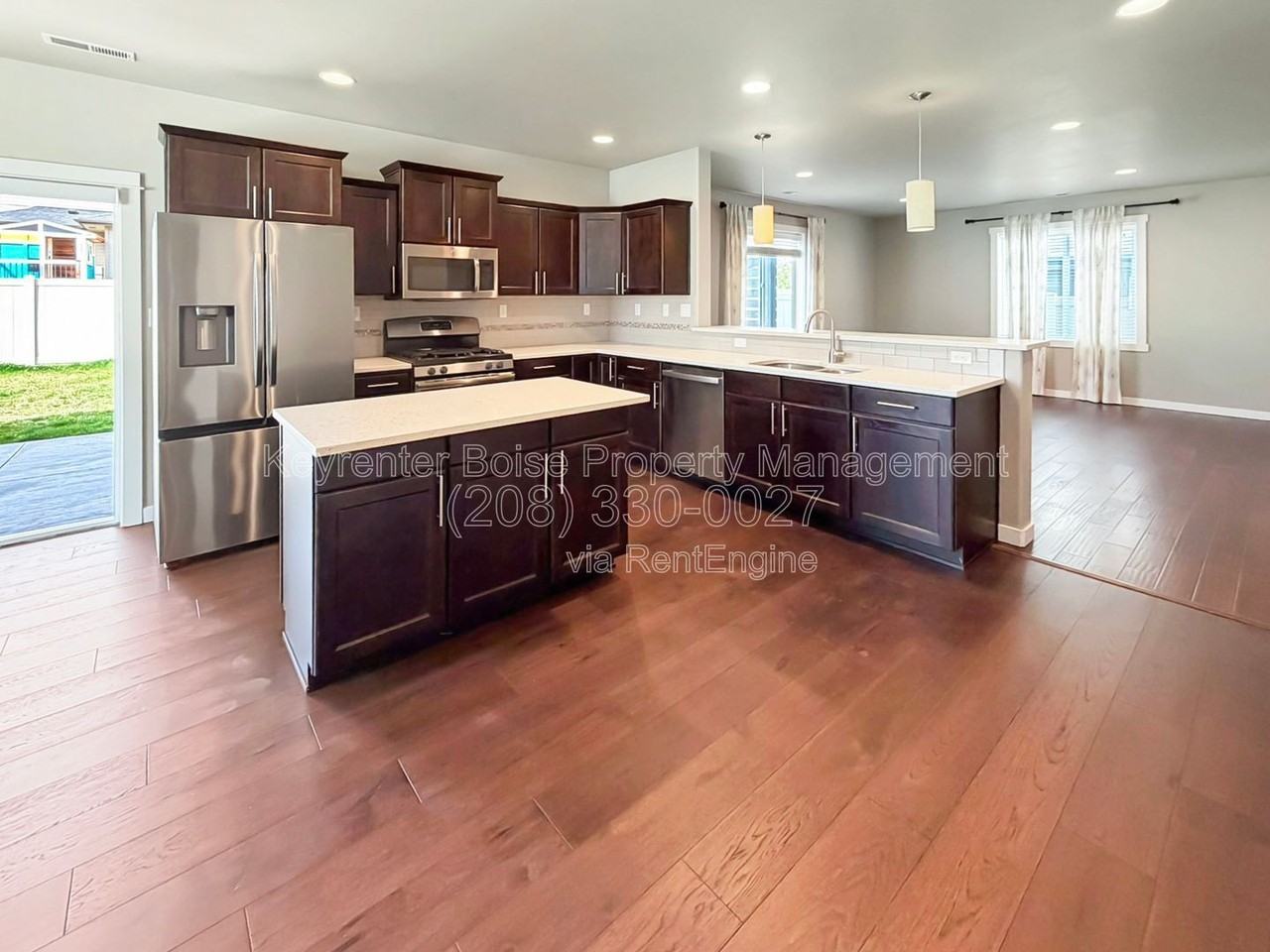 7895 S Brundage Ave - Photo 3 of 27