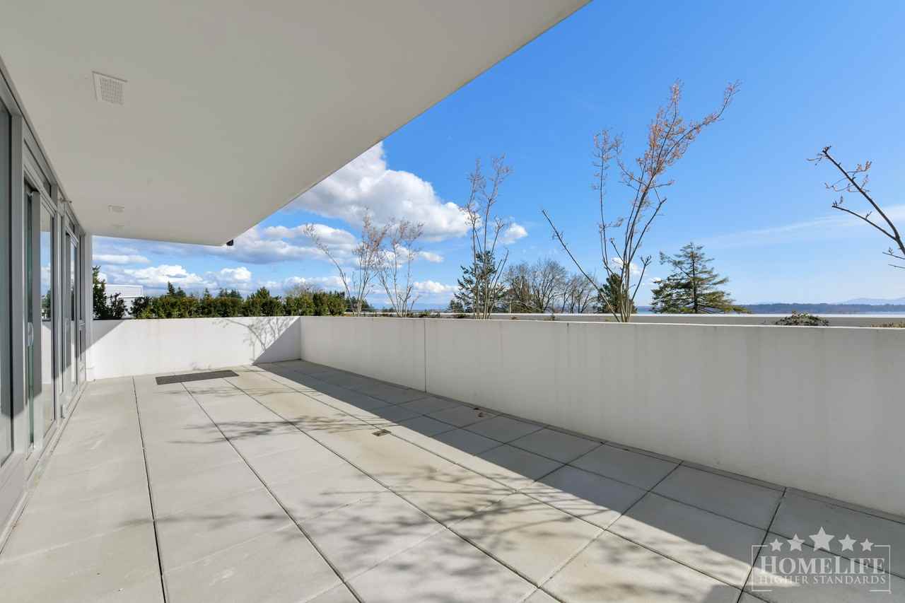 1342 Johnston Rd - Photo 7 of 24