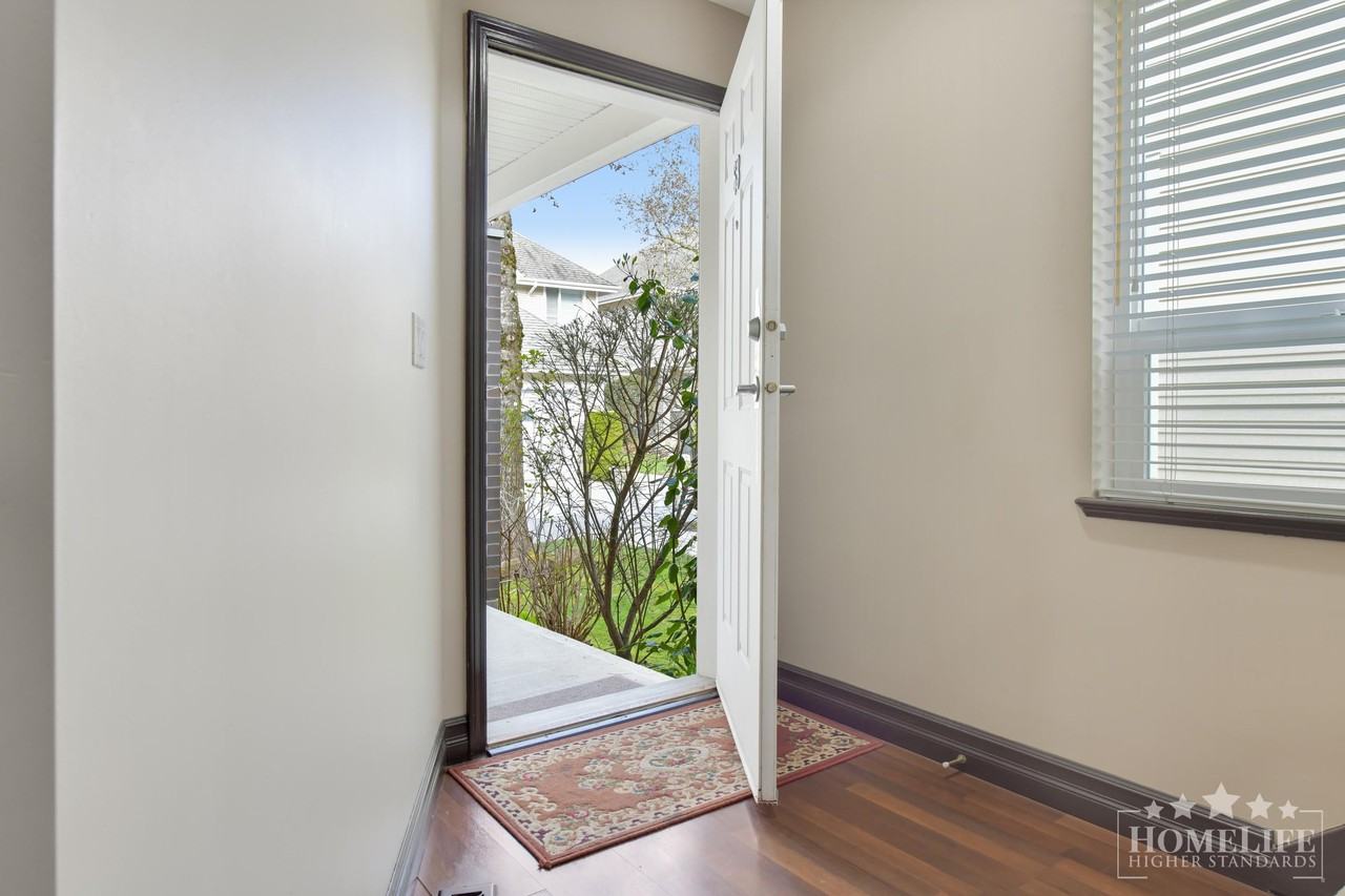 13918 58 Ave - Photo 3 of 31