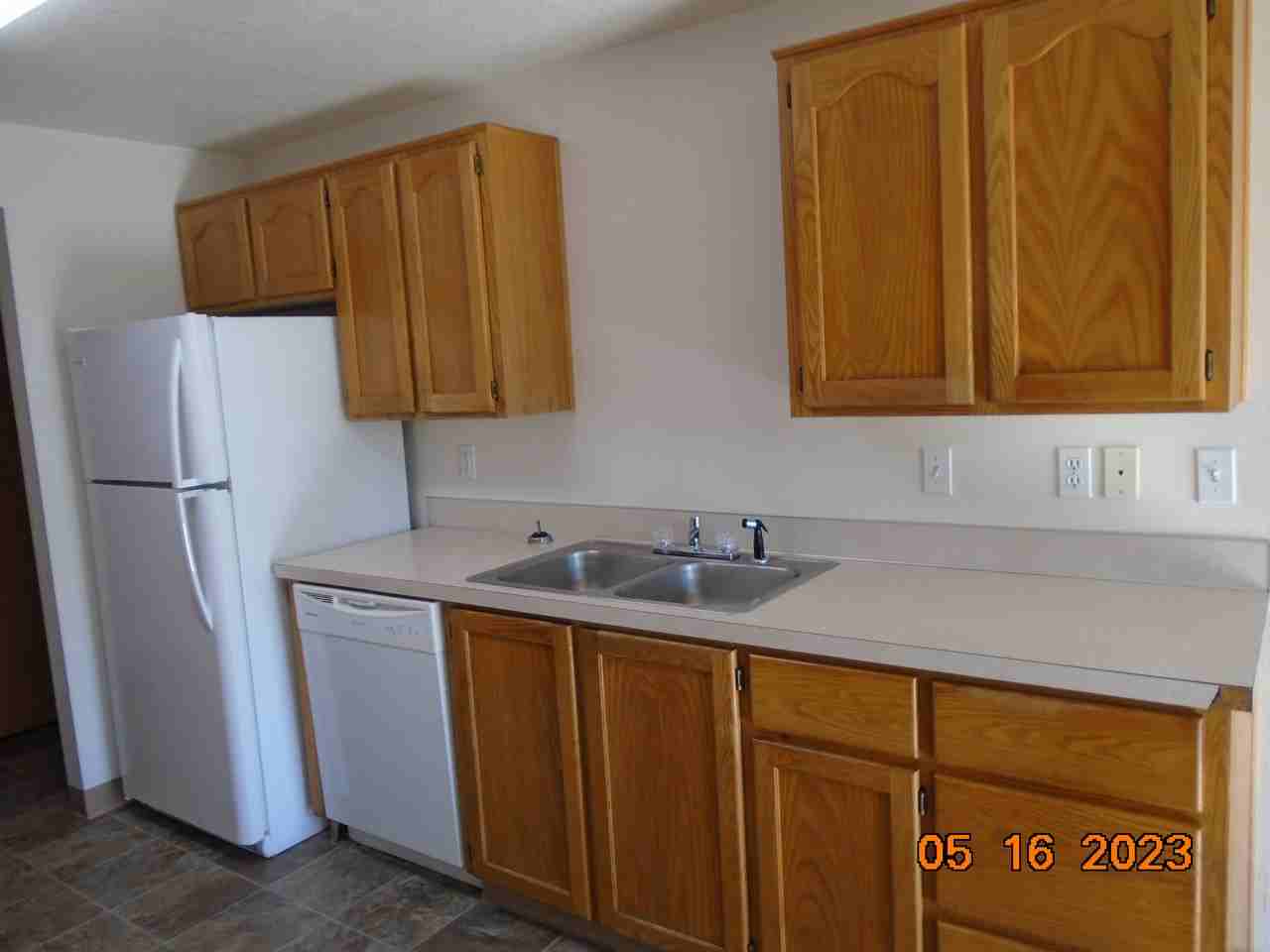 382 Shamrock St #382 - Photo 2 of 21