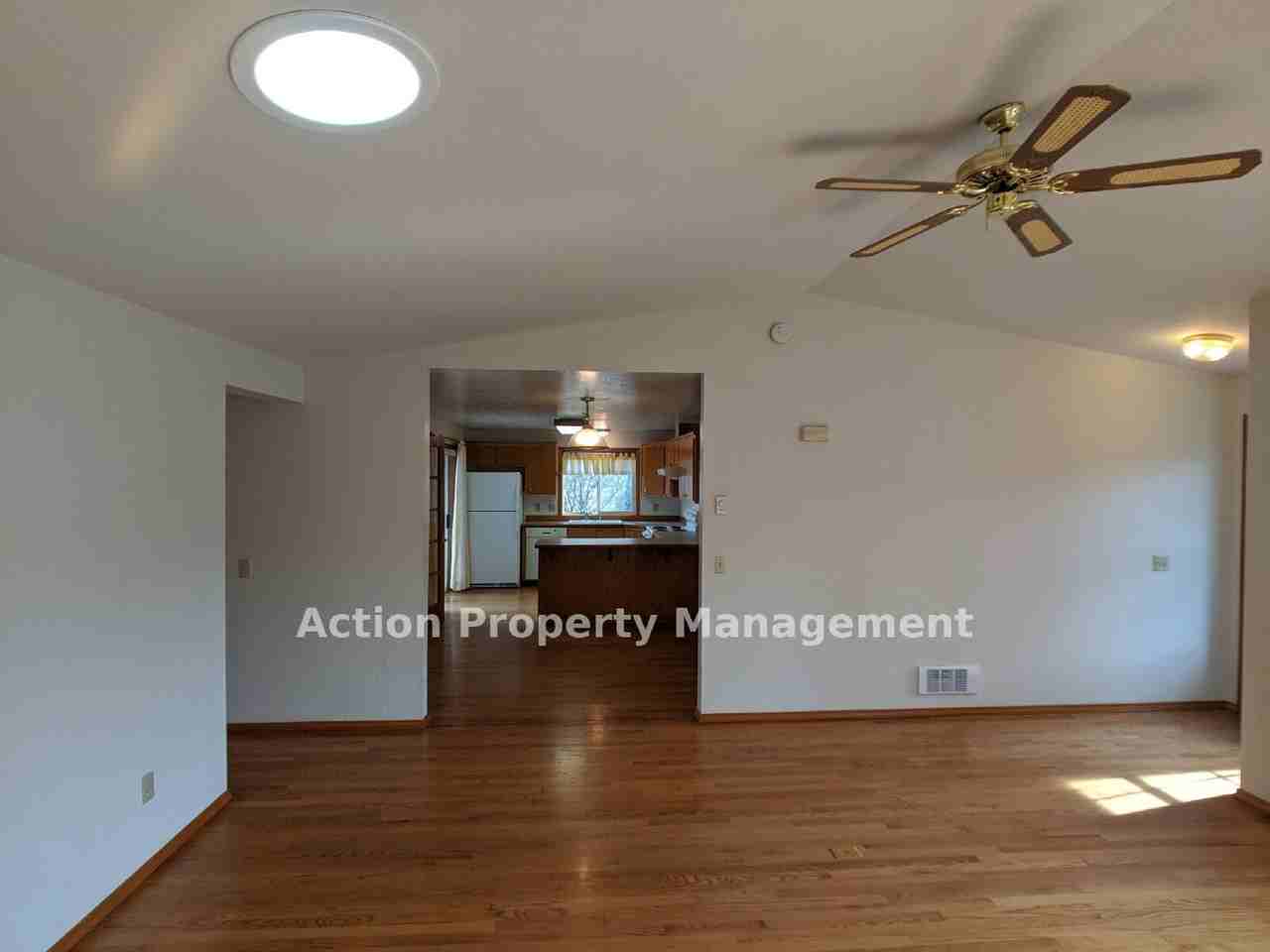 330 N Honeycomb Cir - Photo 6 of 24