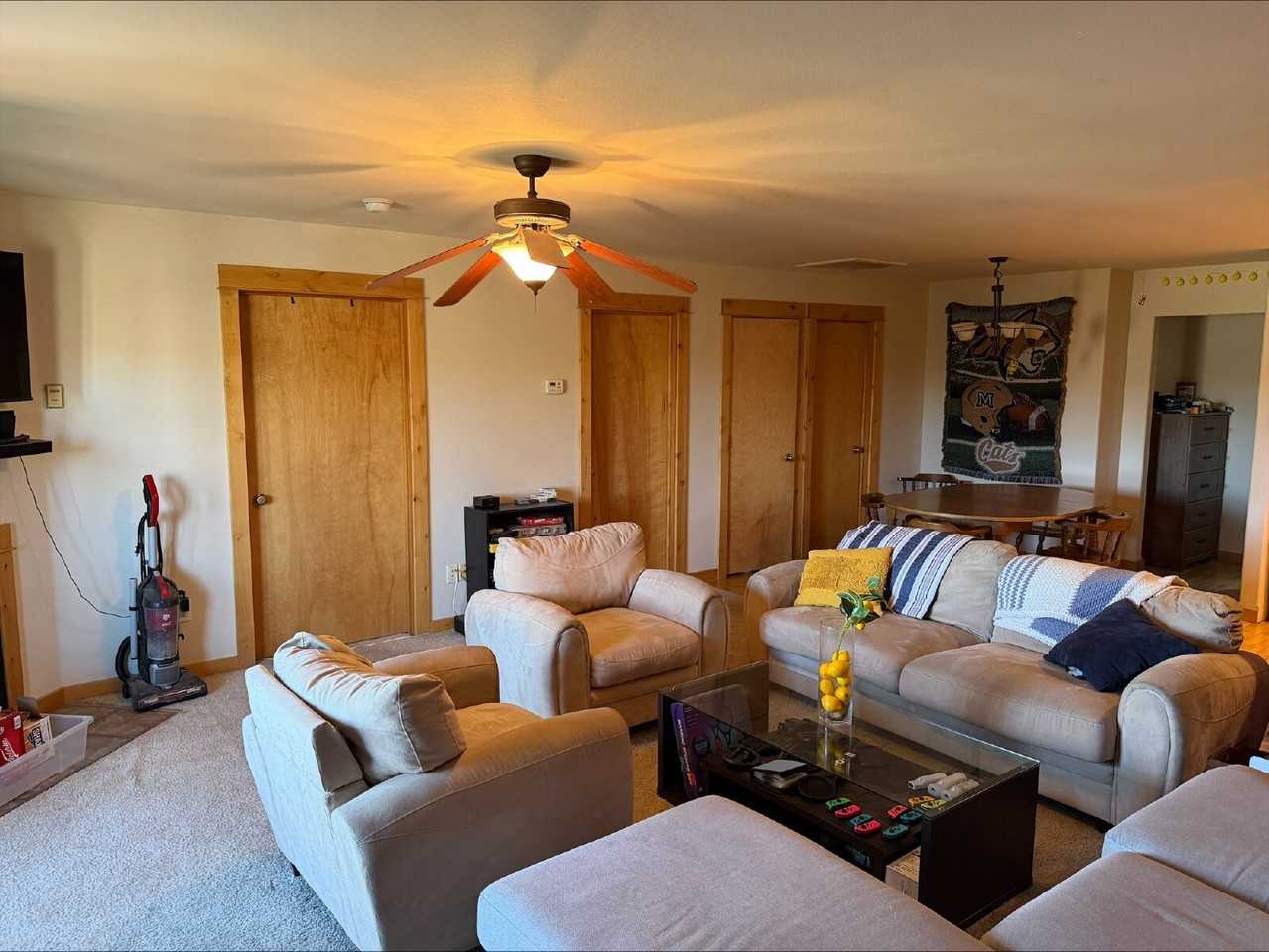 4817 Glenwood Dr - Photo 4 of 9