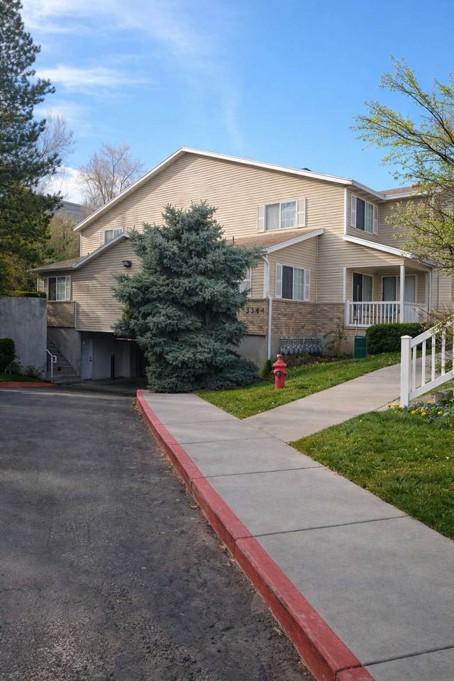 5344 S 3600 W #16 - Photo 2 of 17