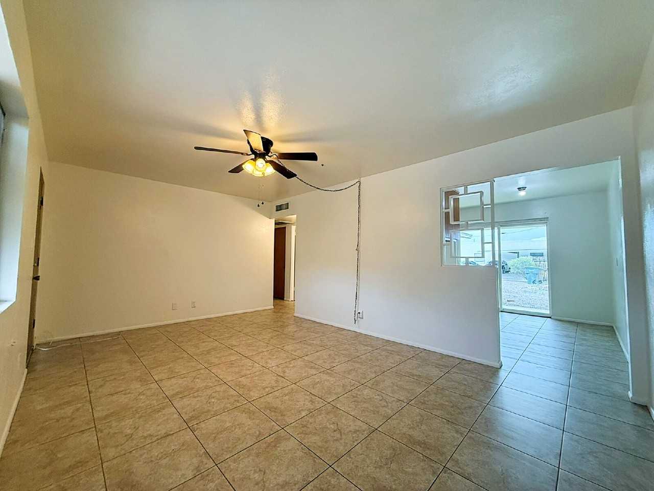 12243 N 112th Ln - Photo 4 of 18