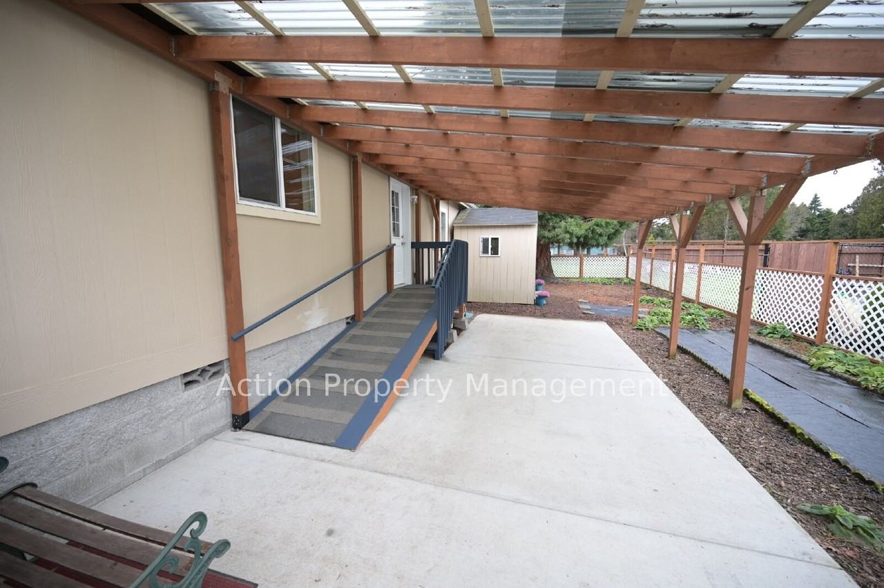 42 Heather Cir - Photo 2 of 25