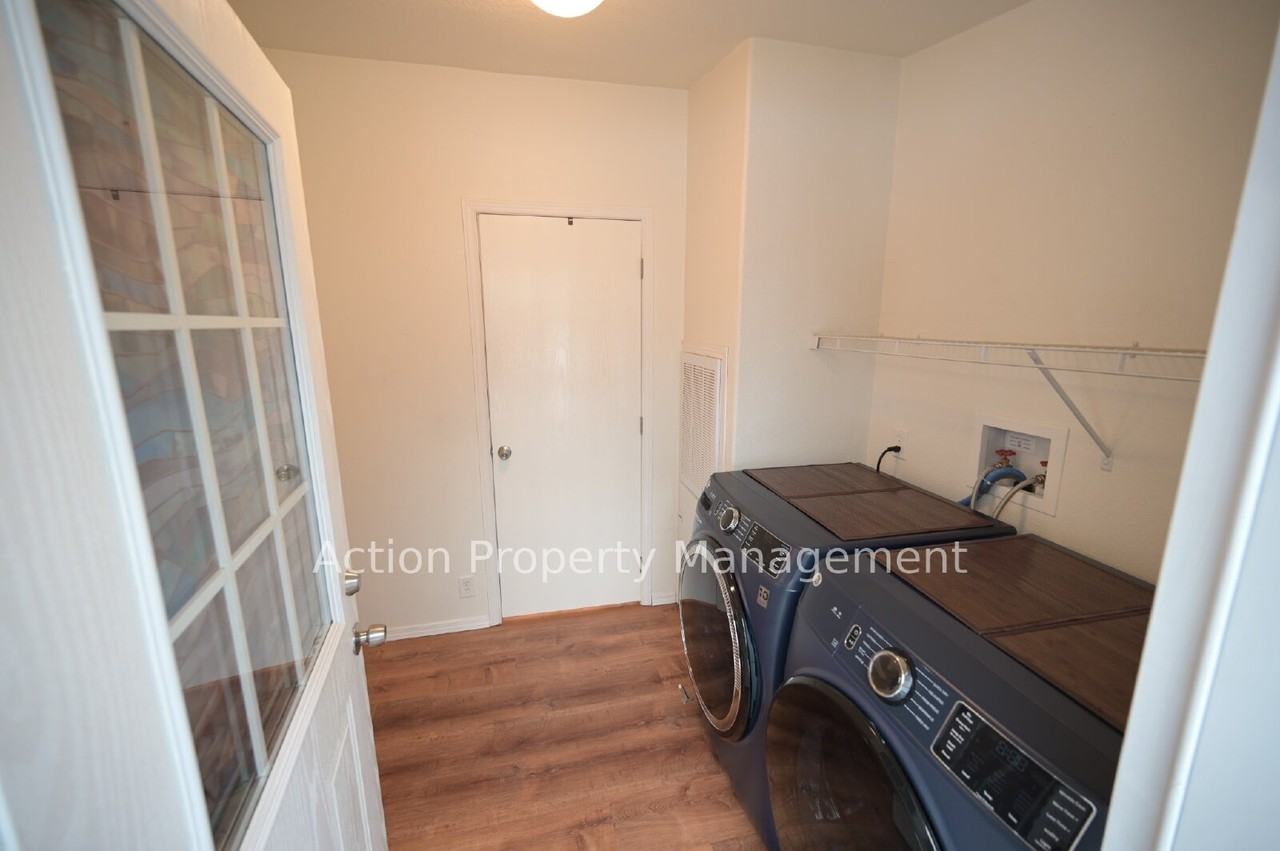 42 Heather Cir - Photo 6 of 25